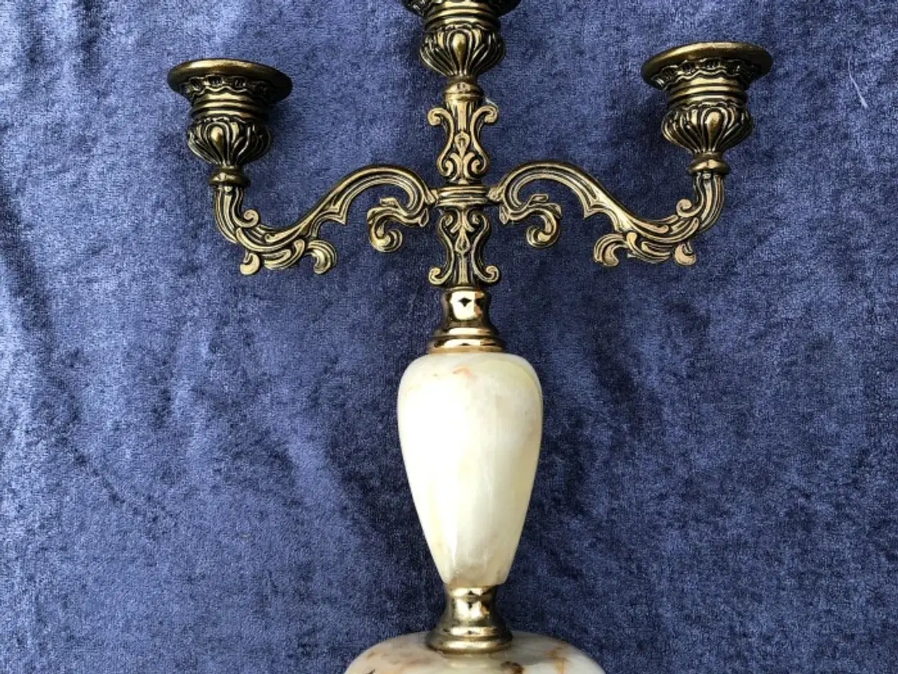 Billede 2 - 3-armet lysestage med marmorfod