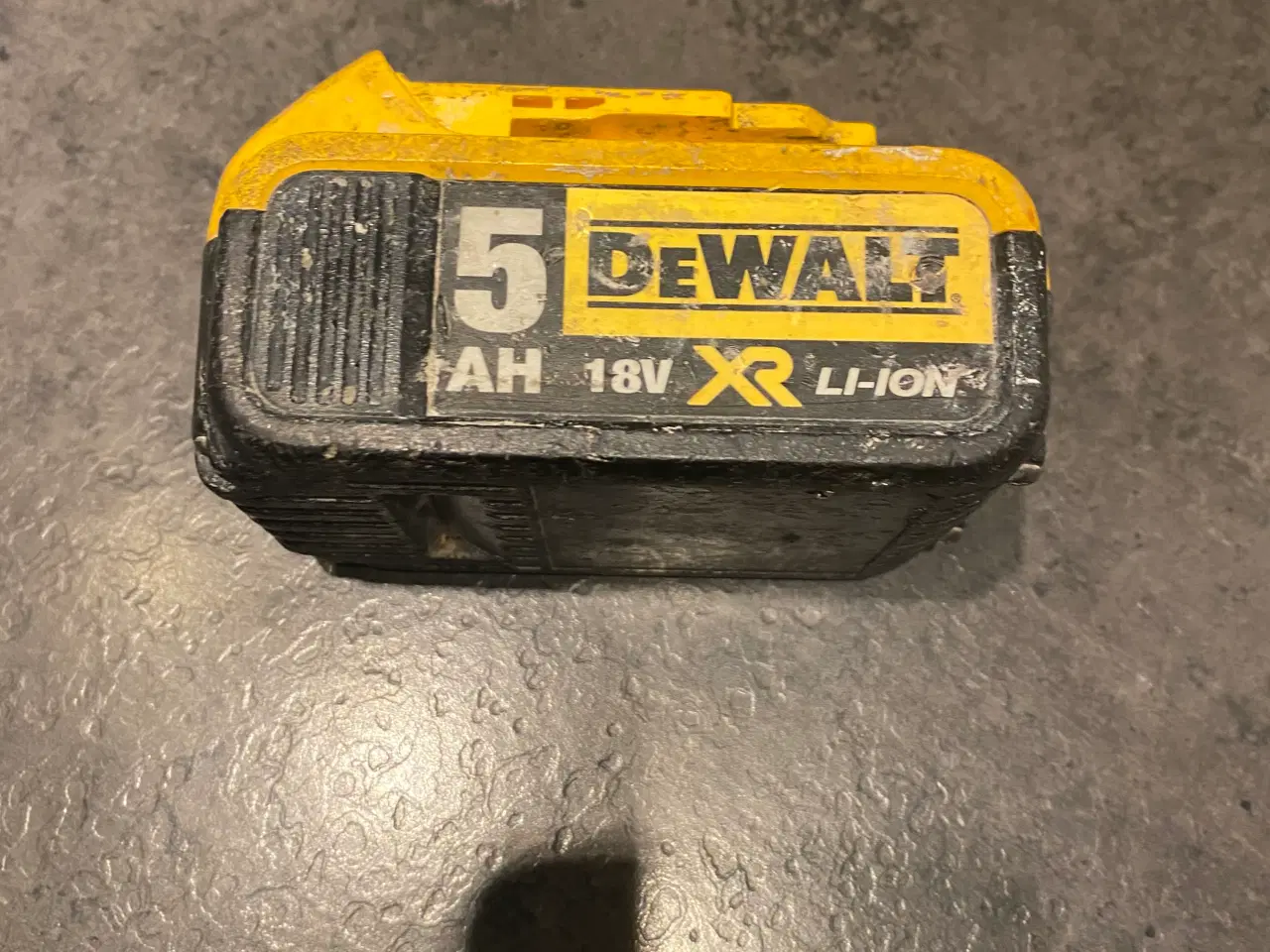 Billede 1 - DeWalt batteri sælges.