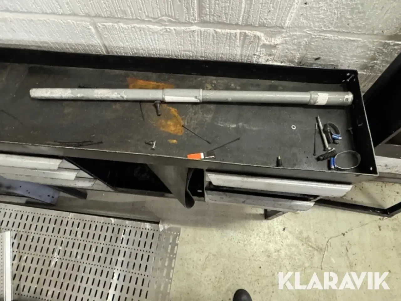 Billede 10 - Bil inventar Reol/hylde system