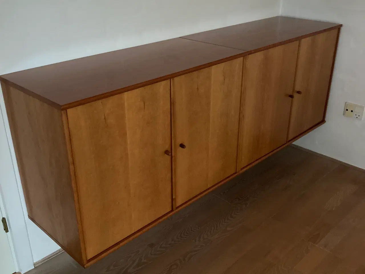 Billede 2 - Mistral reoler i kirsebær 