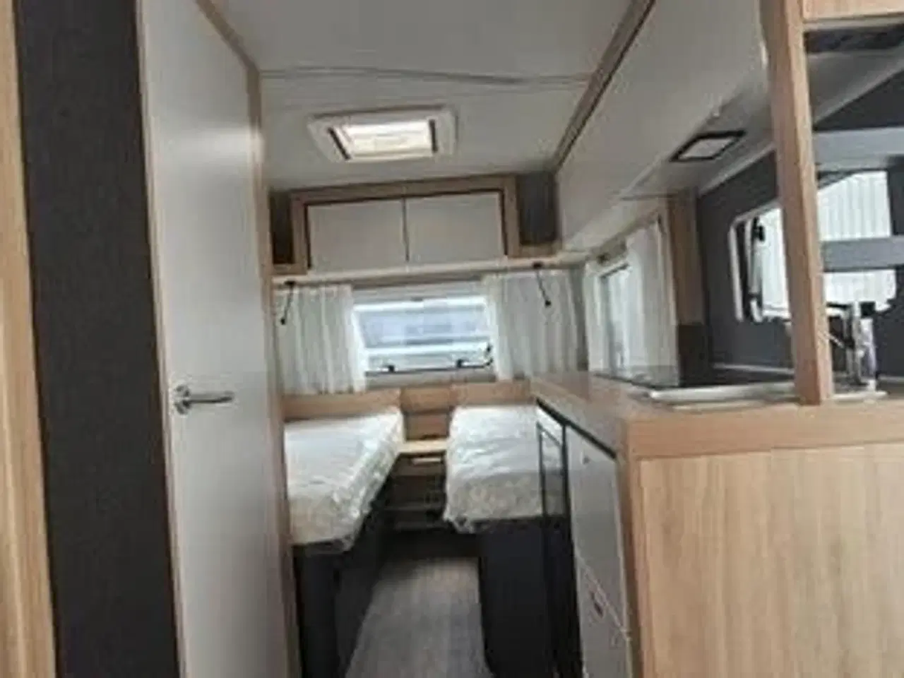 Billede 7 - Knaus Sport 460 EU - SOMMERTILBUD - Mover Kr: 1.- Spar 18.698