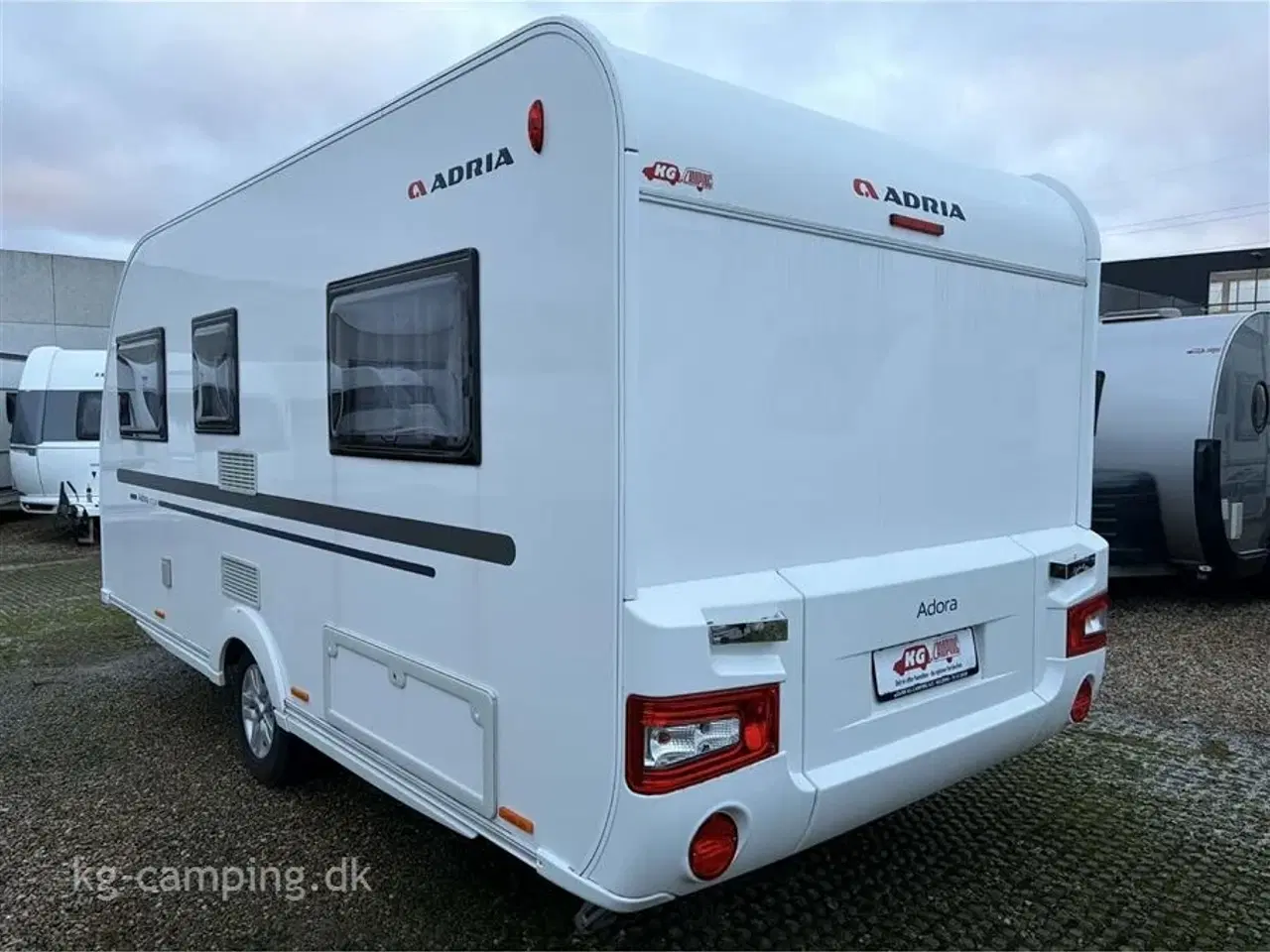 Billede 2 - 2019 - Adria Adora 472 UP   Super fin rejsevogn, med en god udstyrspakke!