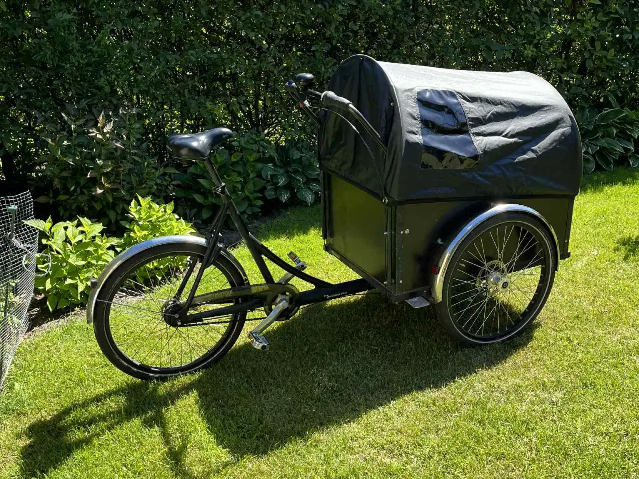 Billede 2 - Christiania ladcykel, står som næsten ny.