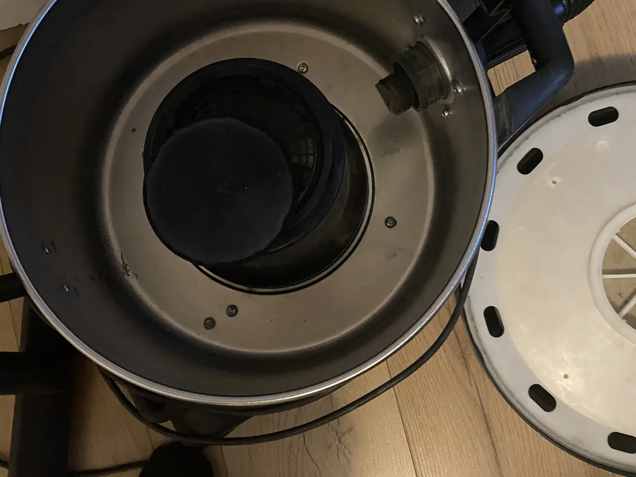 Billede 3 - Nilfisk støvsuger