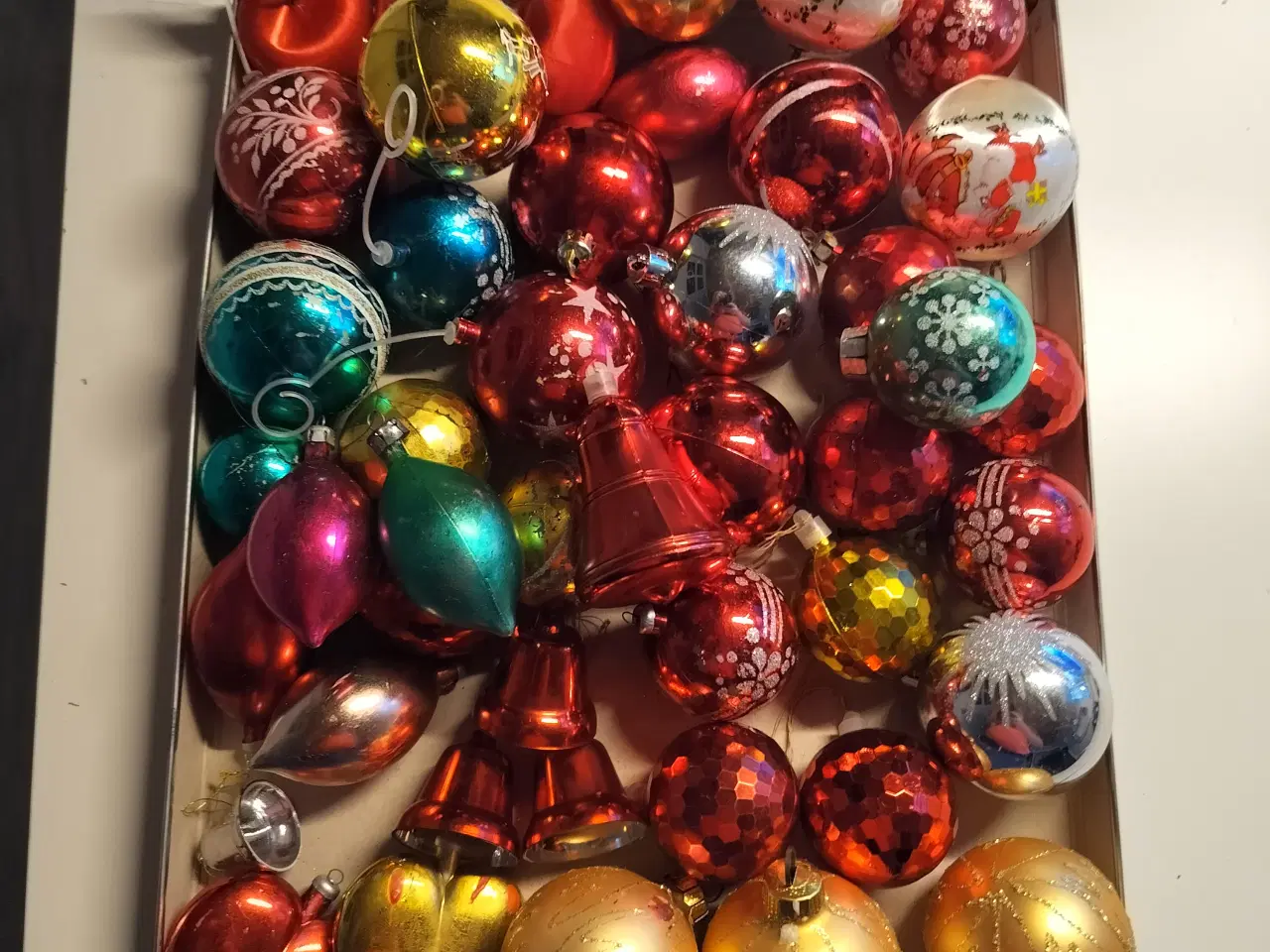 Billede 1 - Gammelt julepynt. 50 stk Blandet gamle og retro