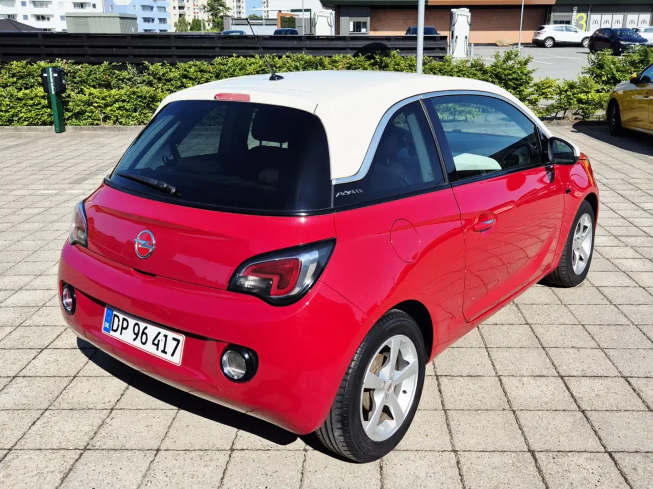 Billede 4 - Opel Adam frisk Nysynet Dks bililigeste pæn og vel