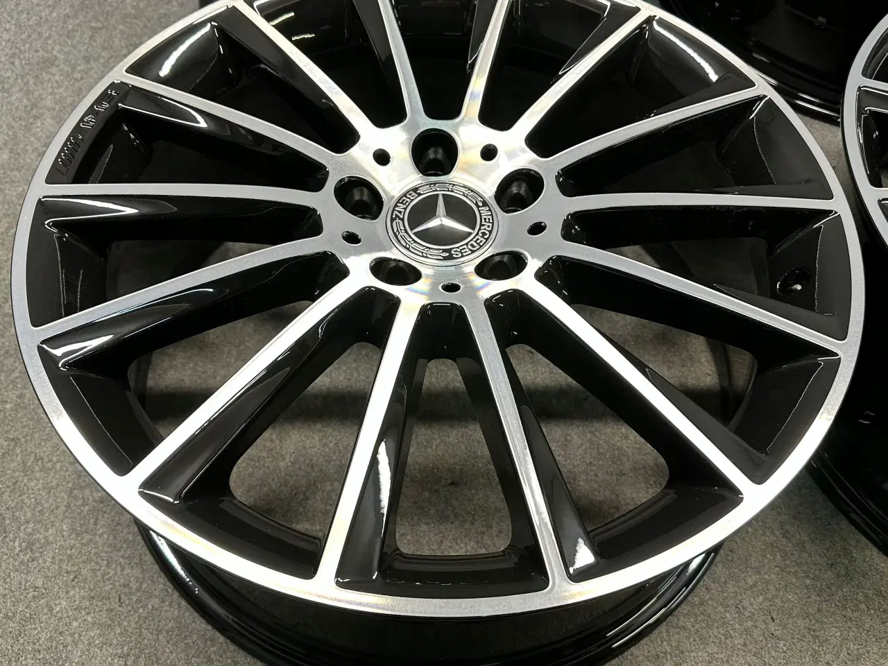 Billede 5 - ALUFÆLGE MERCEDES C 205 W205 C205 AMG 19"