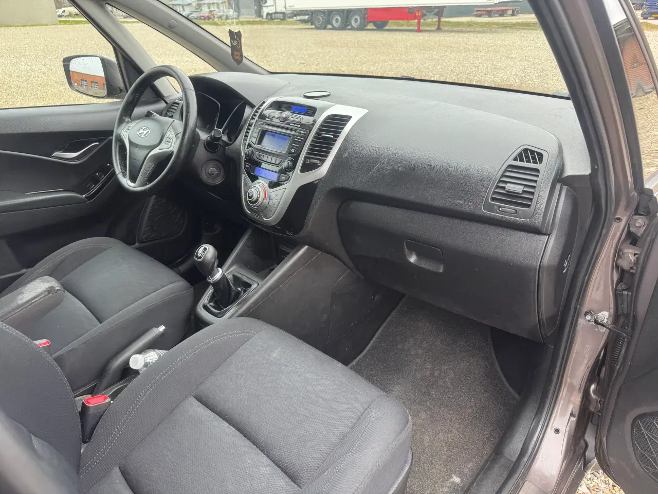 Billede 9 - Hyundai IX 20 1,4CRDi Årg 2011 Nysynet 