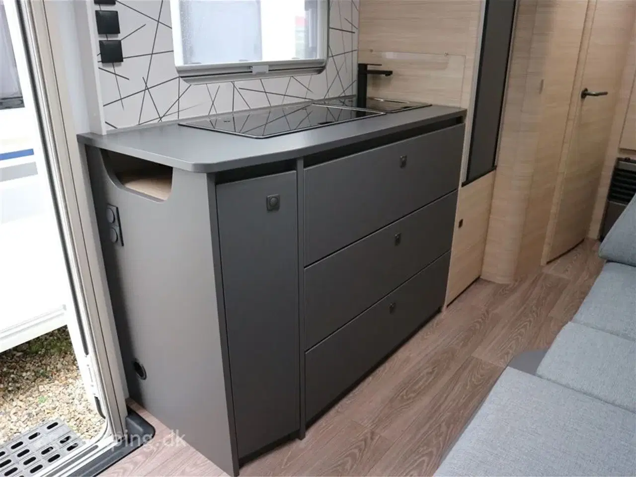 Billede 12 - 2023 - Fendt Apero 560 SKM   EFTERÅRSTILBUD nu nedsat med kr. 28.252,- | Med 2 køjer og dobbeltseng - Vinder af Danish Camping Award 2023