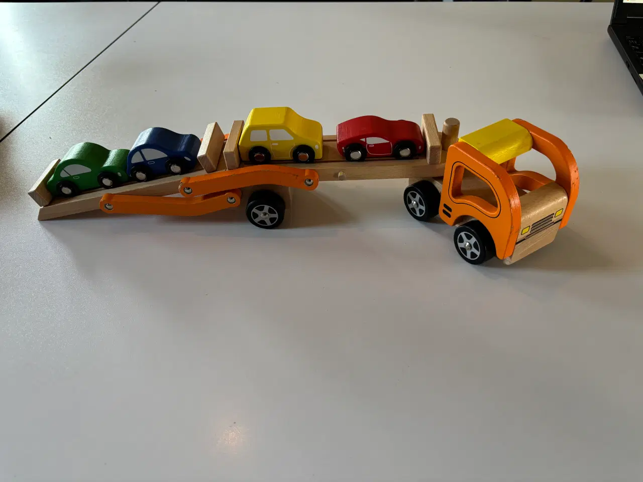 Billede 2 - Lastbil m. 4 minibiler