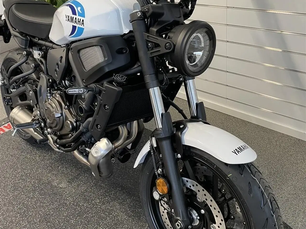 Billede 2 - Yamaha XSR700 Heritage White