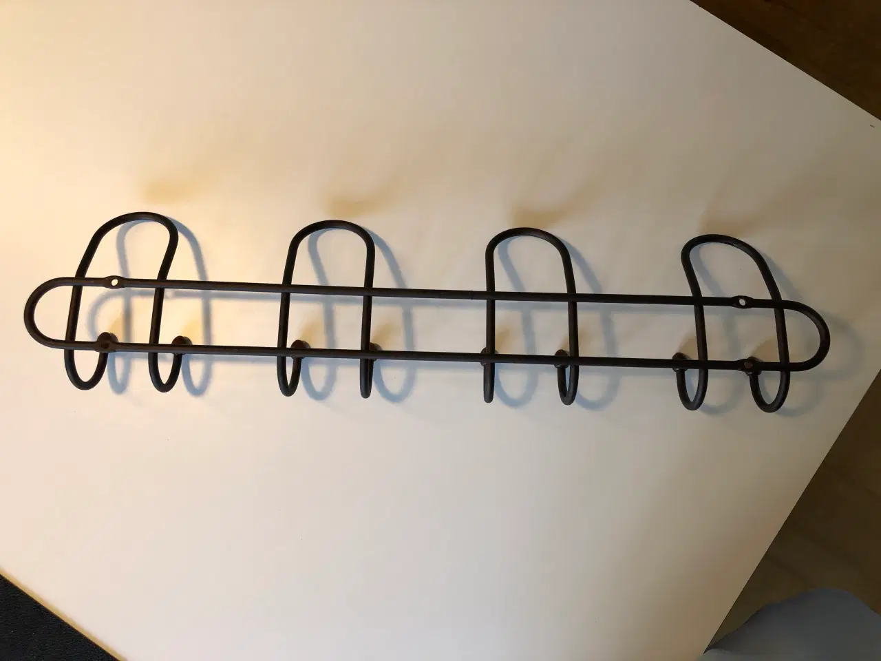 Billede 6 - Knagerække i metal/træ