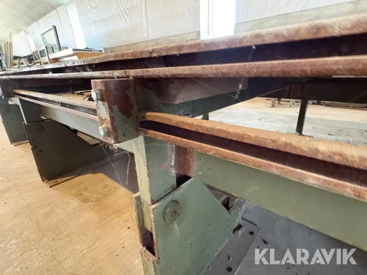 Billede 11 - Vendeborde med hydraulik station 2 borde.