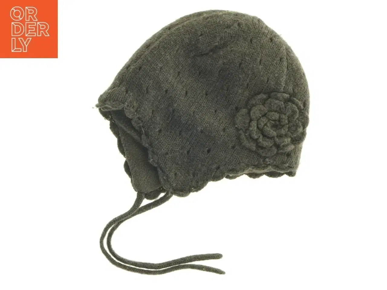 Billede 1 - H&M grå vinterhue med rosedekoration fra H&M (str. 74 til 80)