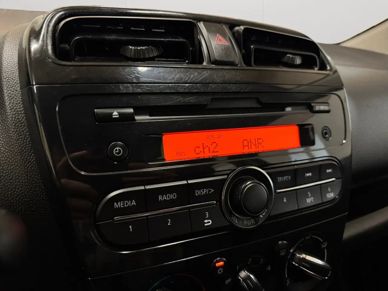 Billede 8 - Mitsubishi Space Star 1,0 Inform