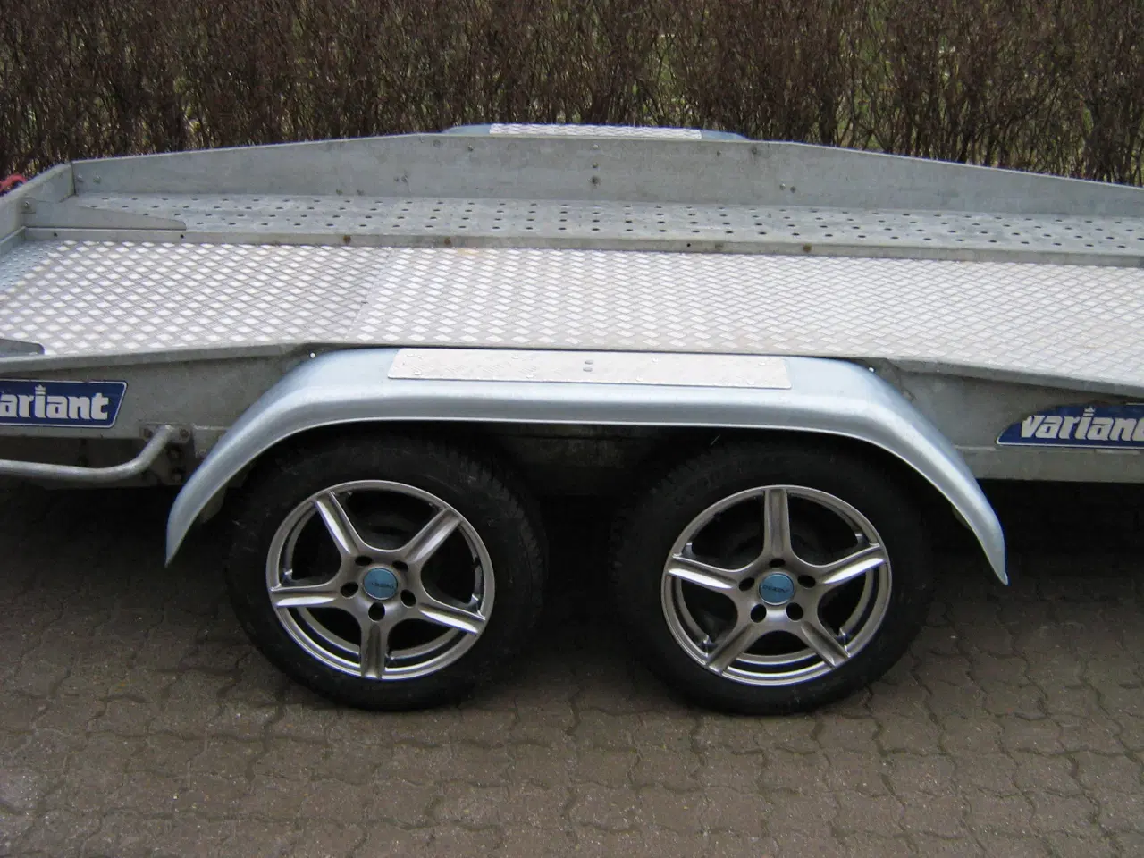 Billede 2 - Variant Autotrailer  2004 A4  Årg. 8/2018