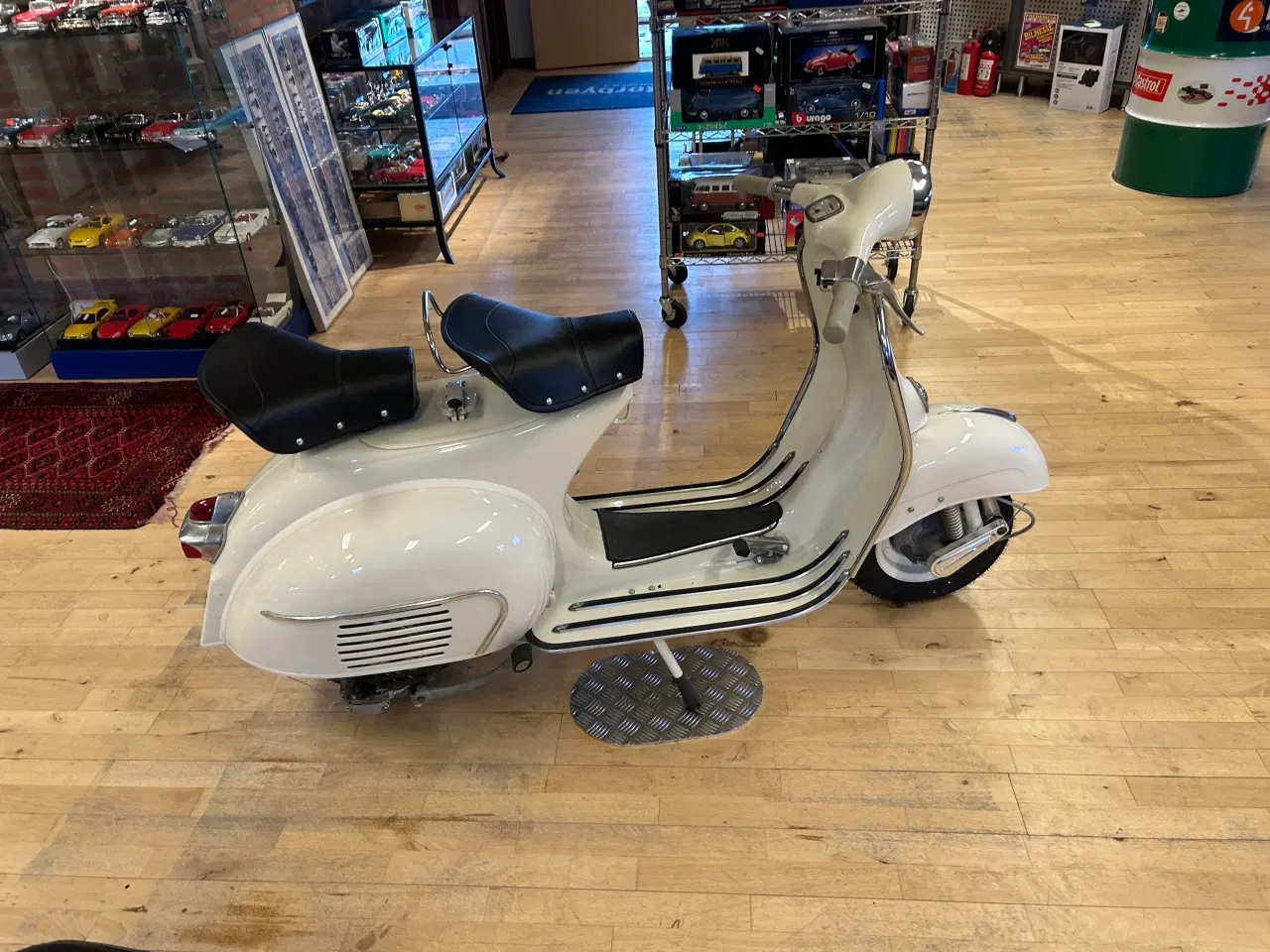 Billede 5 - Vespa 125 årg 1964 i super stand.
