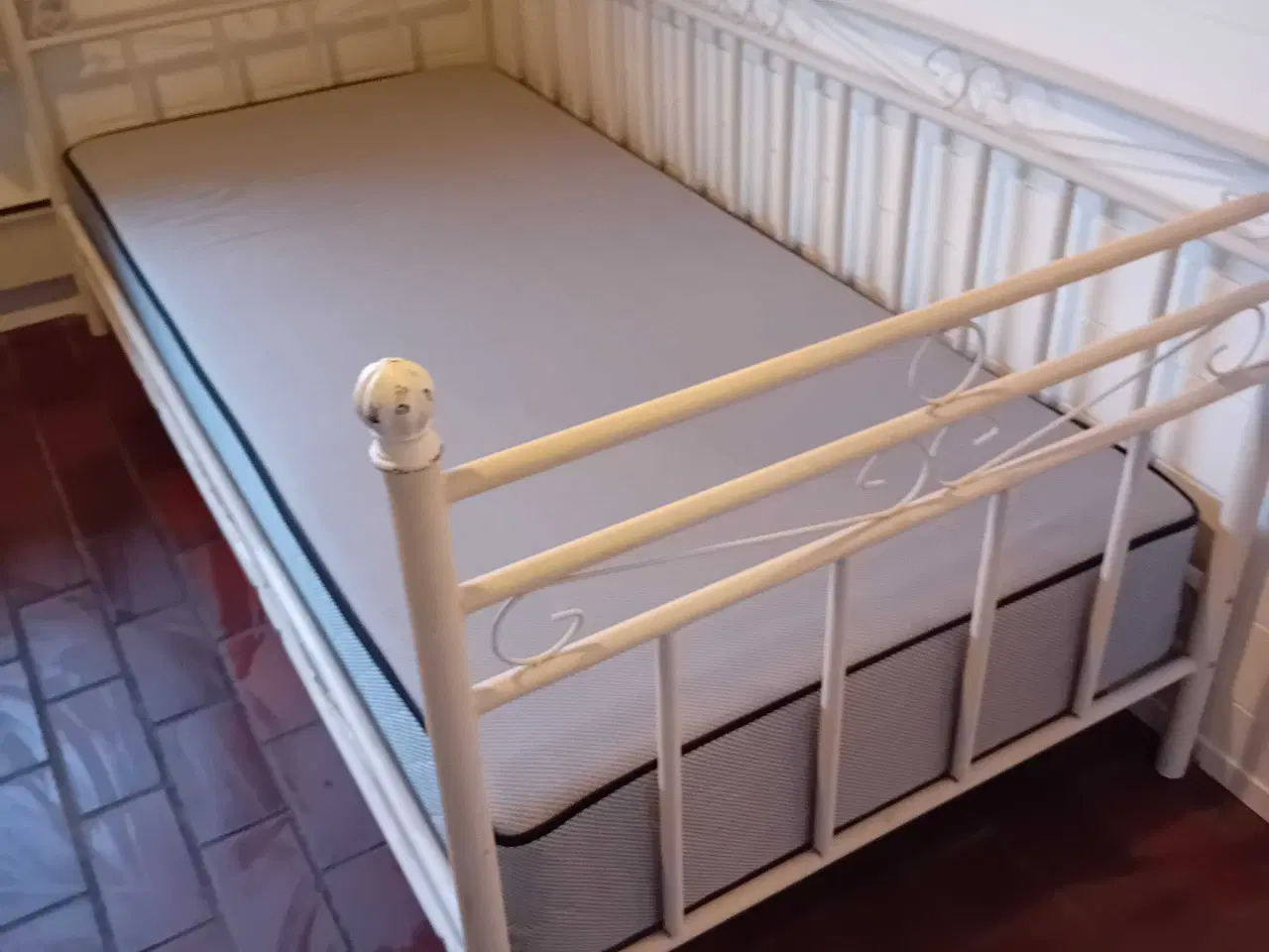 Billede 3 - Seng metal 