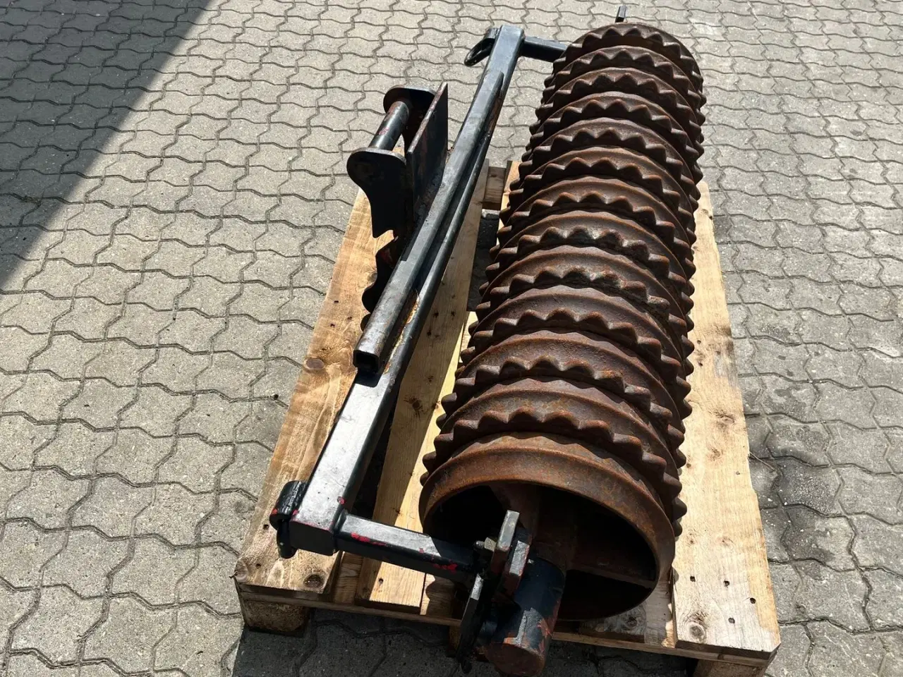 Billede 6 - - - - - - - tromle til gravmaskine