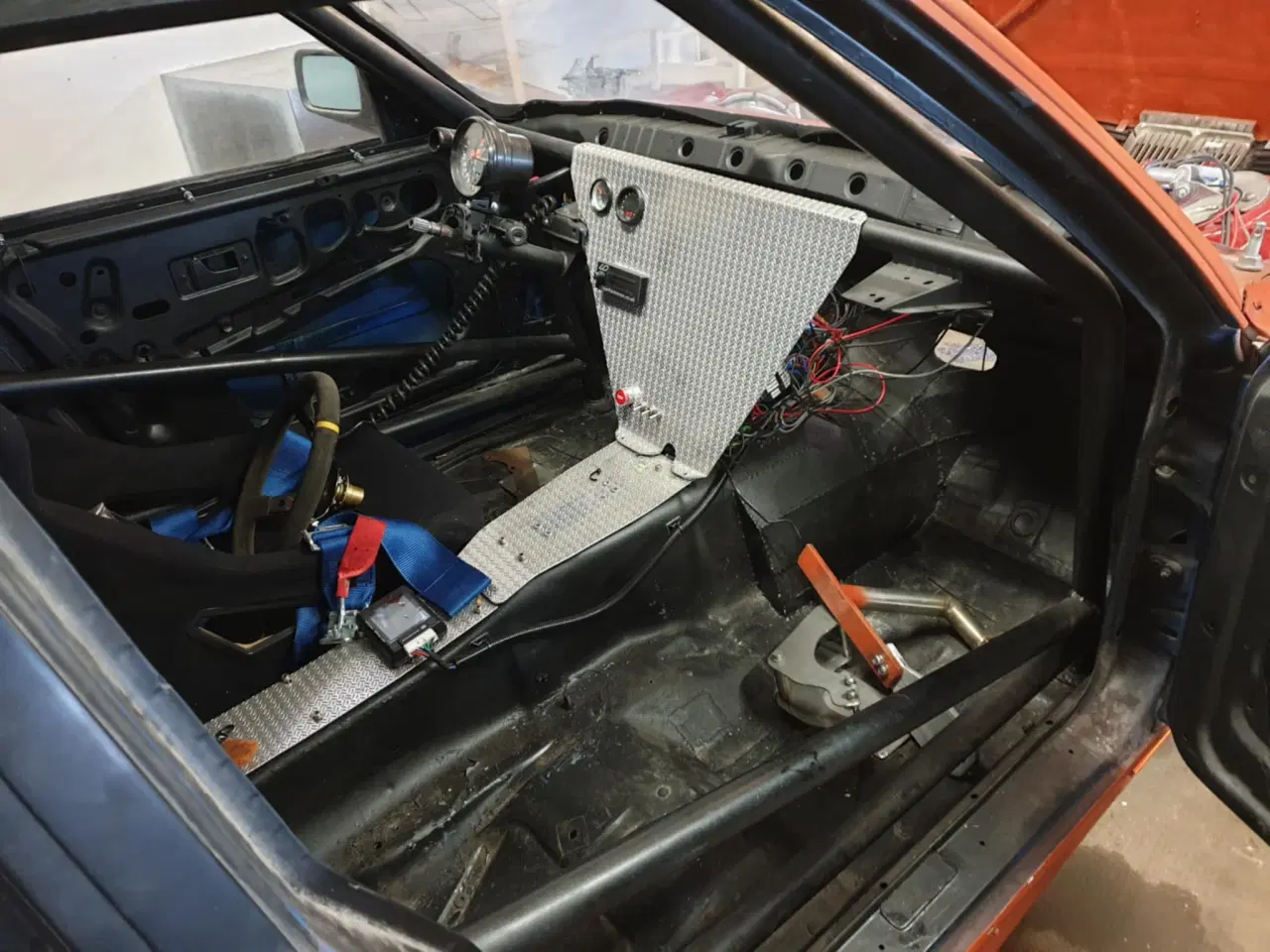 Billede 4 - Bmw 325i touring årg 90