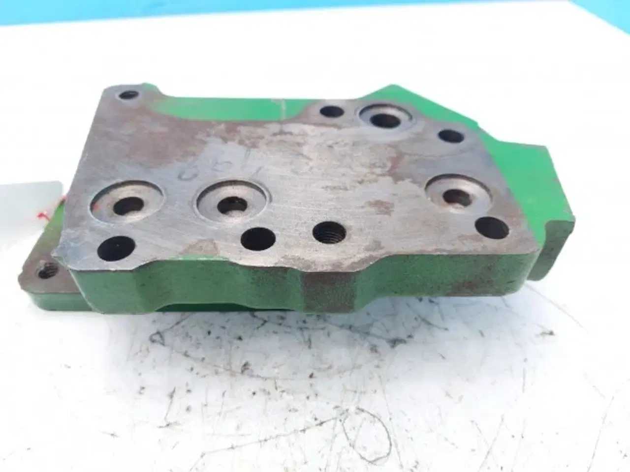 Billede 12 - John Deere 4450 Ventil R70197