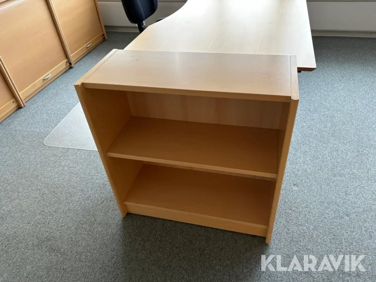 Billede 3 - Stort lot med kontormøbler