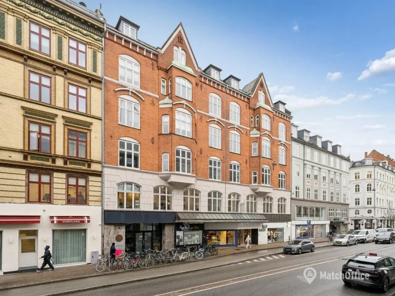 Billede 19 - Skønt kontor i ejendom med altan & elevator