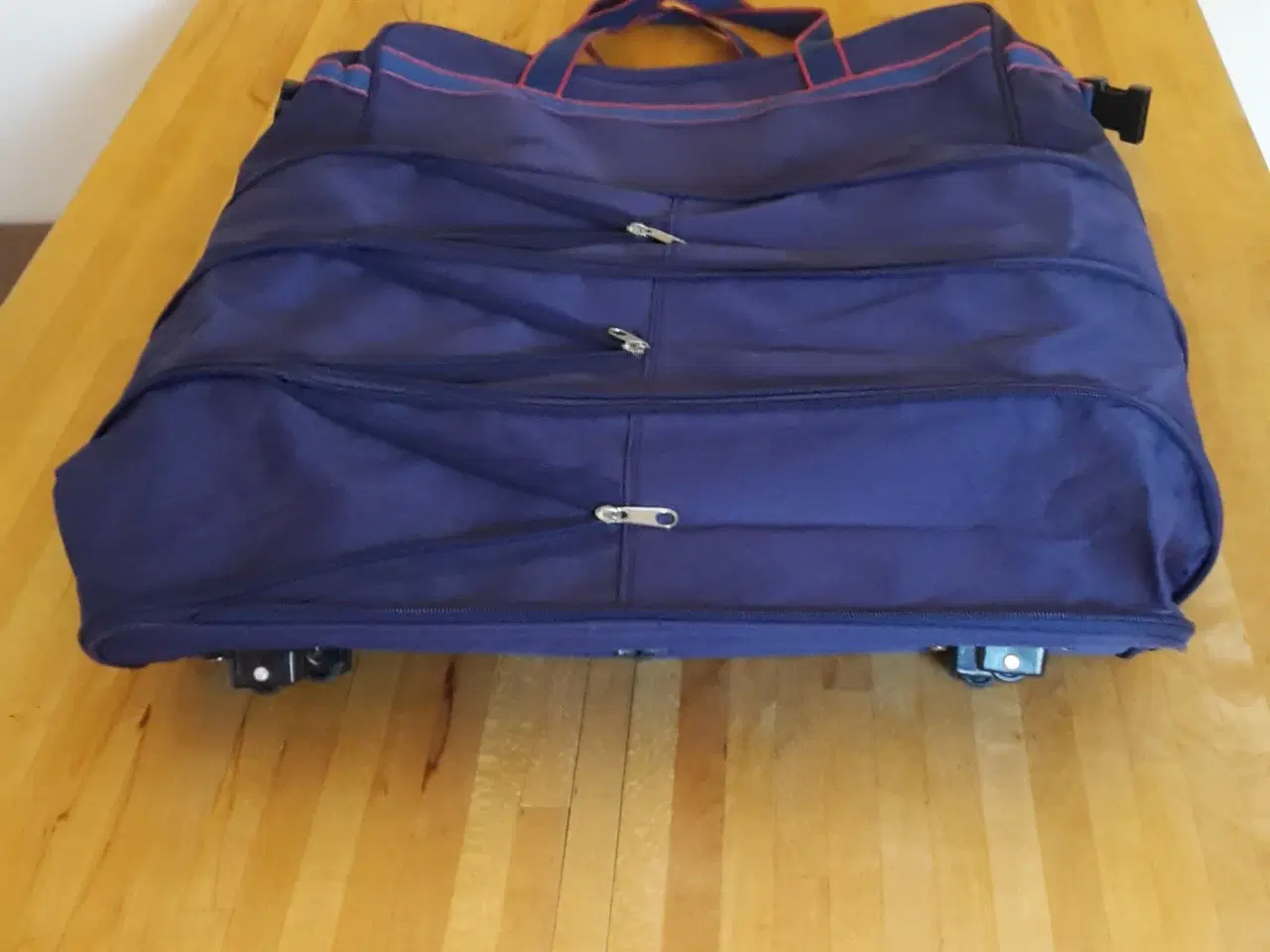 Billede 14 - Rejse taske med skulder rem