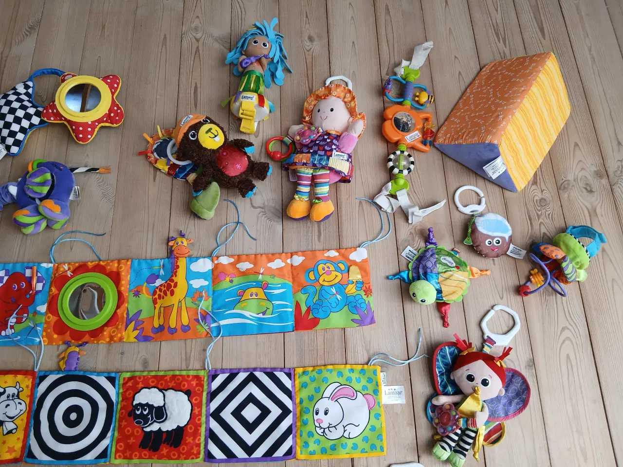 Billede 3 - LAMAZE LEGETØJ til baby - SE FOTOS
