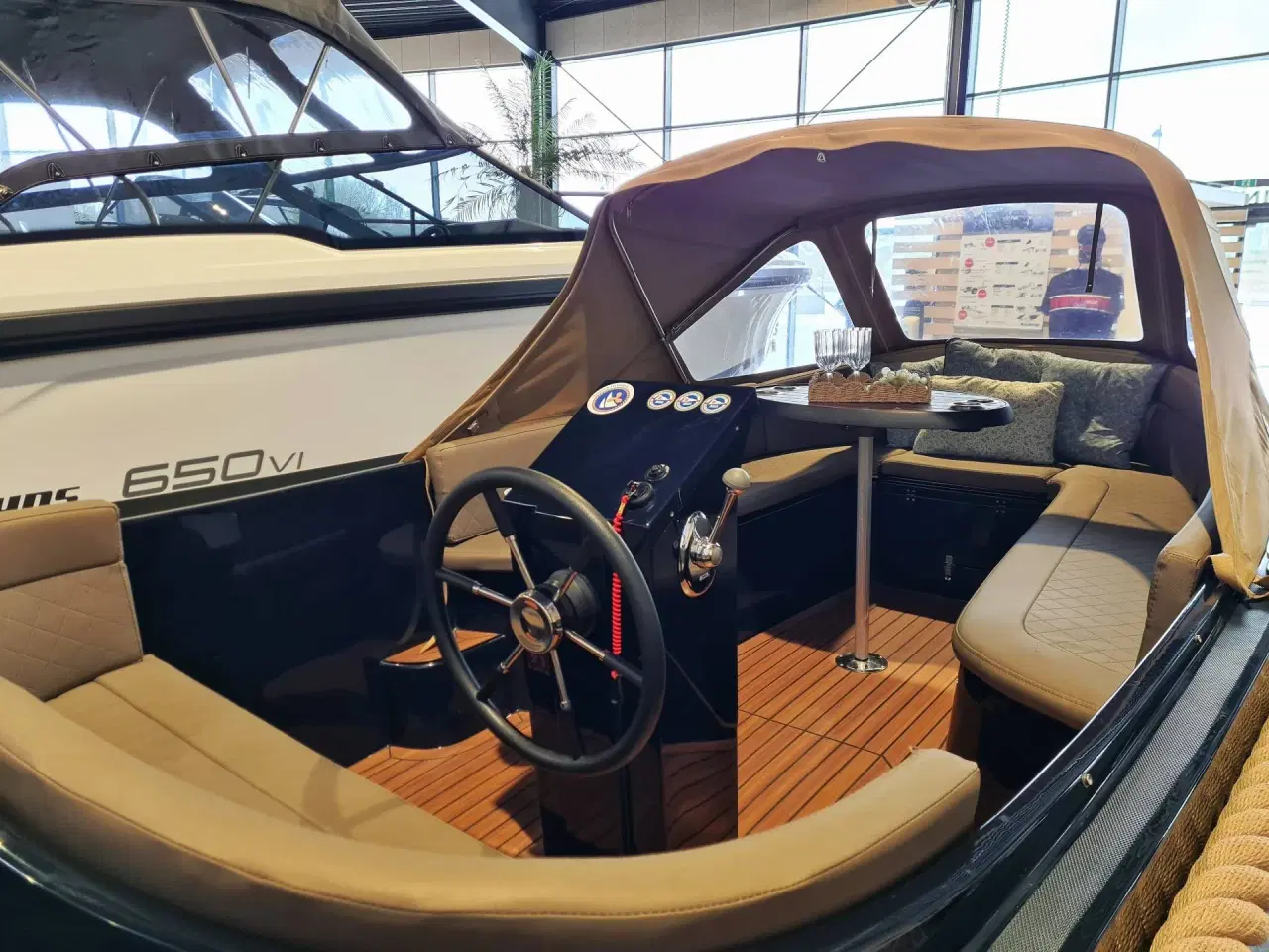 Billede 2 - Maxima 550 Tender - 20 HK Mercury/Udstyr