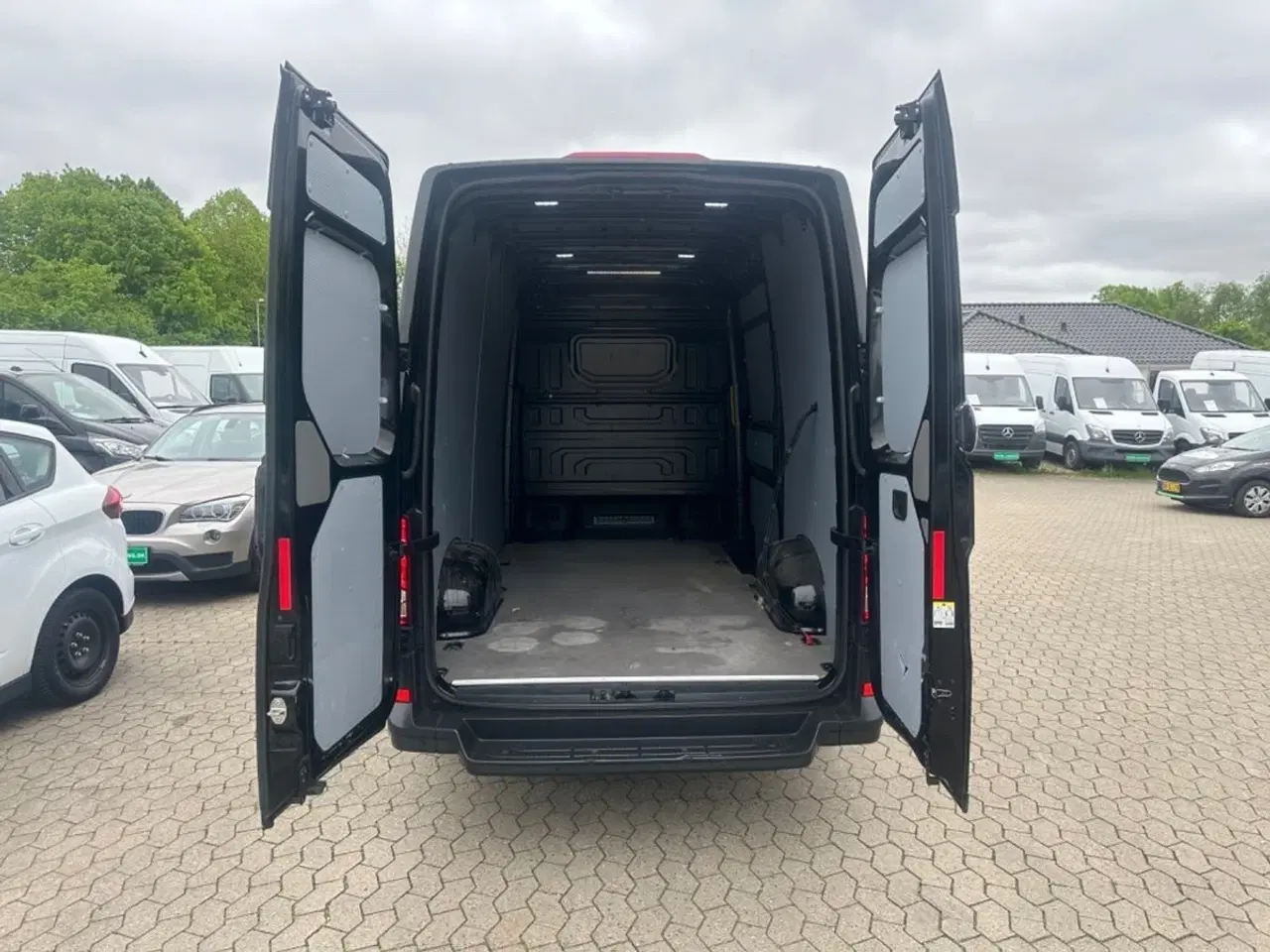 Billede 9 - VW Crafter 35 2,0 TDi 177 Kassevogn L3H3 aut.