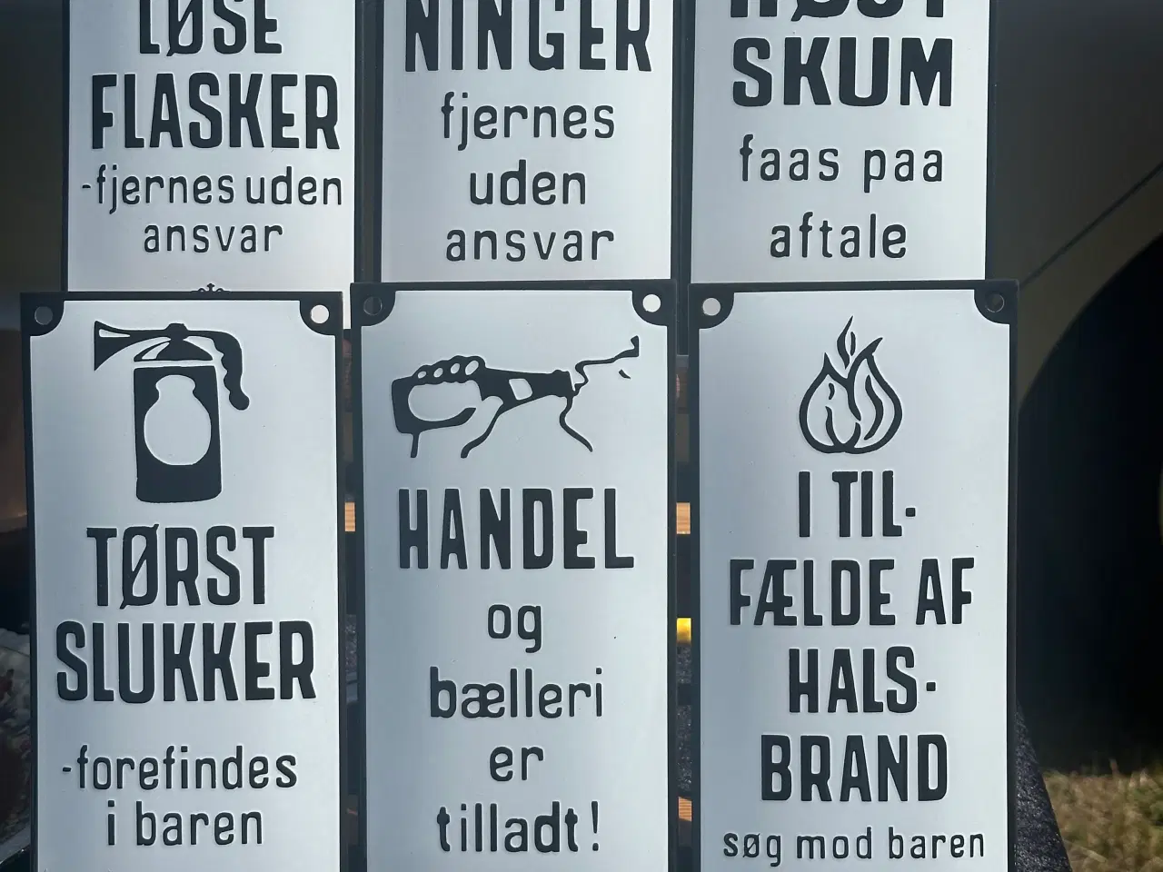 Billede 1 - Emaljeskilte