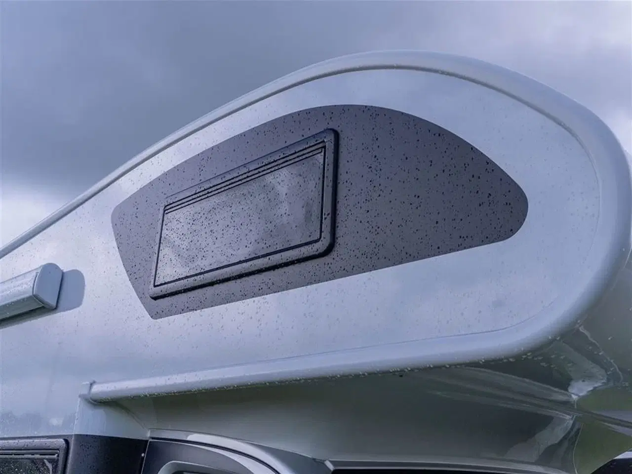 Billede 29 - 2023 - Benimar Sport 363 NK   Ekstrem velholdt autocamper til familien