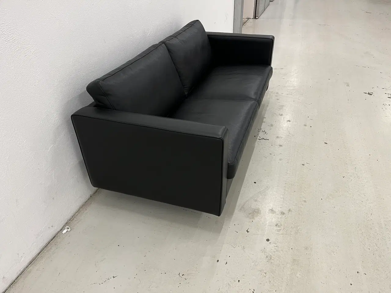 Billede 7 - Eksklusiv Mogens Hansen MH321 2,5 Pers.Sort læder.