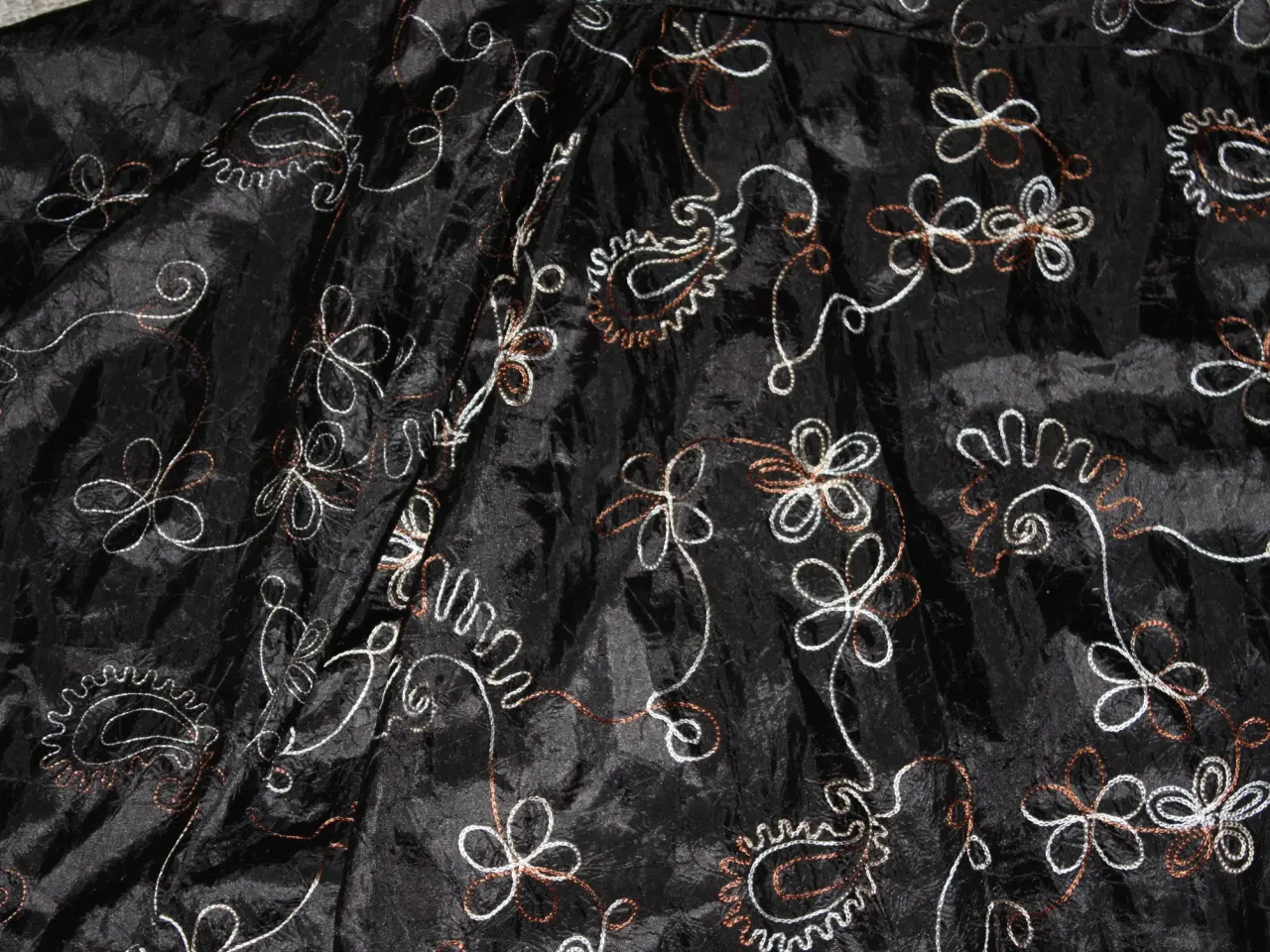 Billede 2 - Sort tørklæder 50% silk 50% polyester 158 cm x 61 