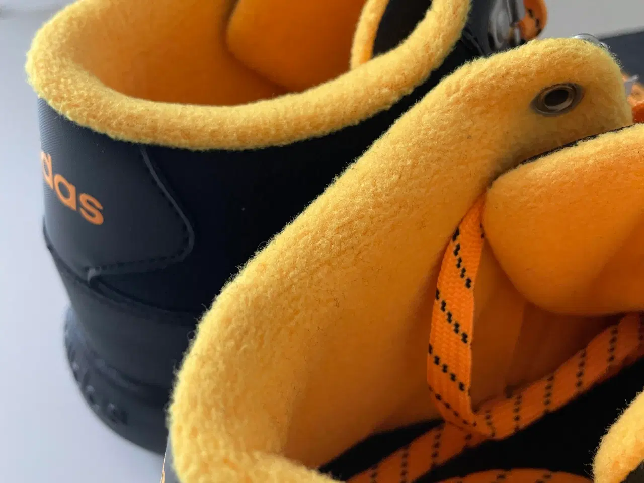 Billede 2 - Adidas sko