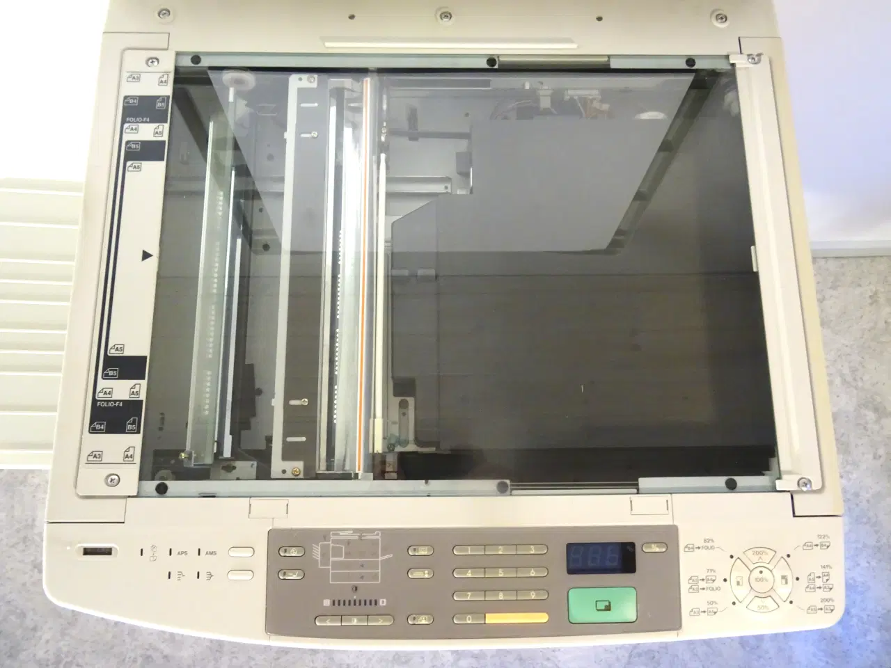 Billede 4 - Fotokopieringsmaskine mrkt. TOSHIBA 1550 - proff.