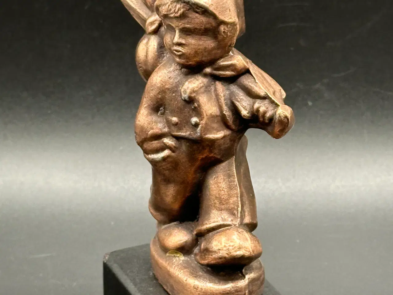 Billede 2 - Antik bronze figur af lille vagabond sælges