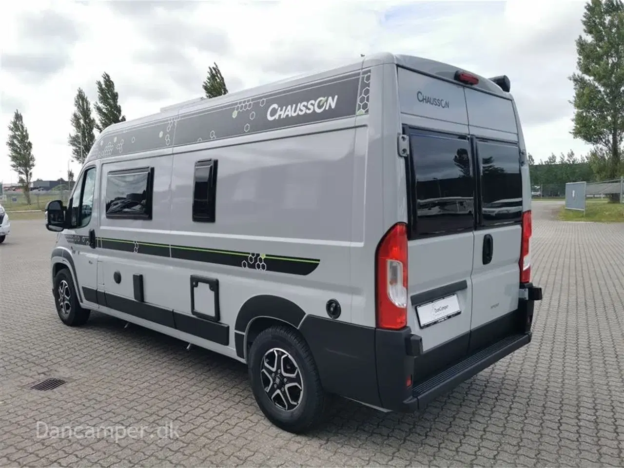 Billede 9 - 2024 - Chausson V594 Max   Flot nyt design - van med to dobbeltsenge på tværs i køjesystem. 2,2, L motor , 140 HK, articpakke, solcelle og markise m.m.