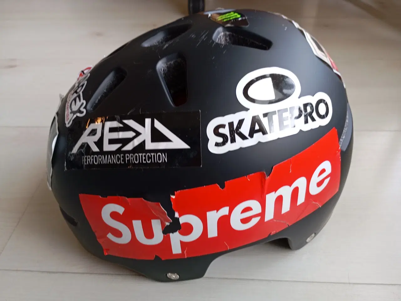 Billede 5 - Skater hjem. Eller til andre sportsgrene 
