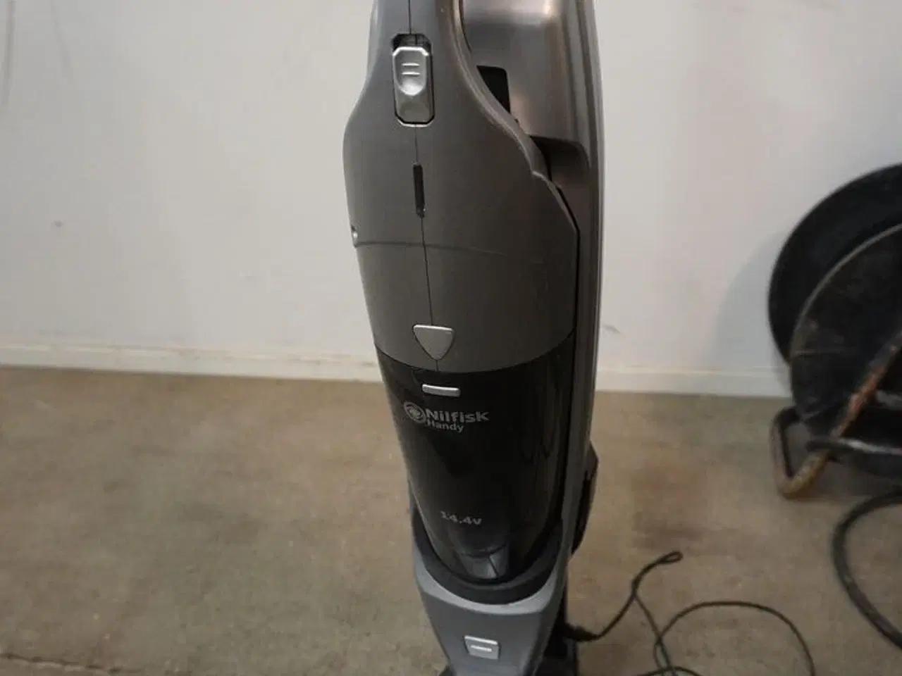 Billede 2 - Opladelig støvsuger NILFISK Handy