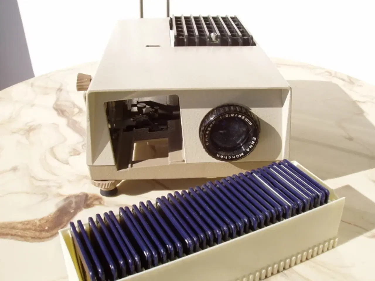 Billede 1 - Diasfremviser Enna 150 – fin retromodel.