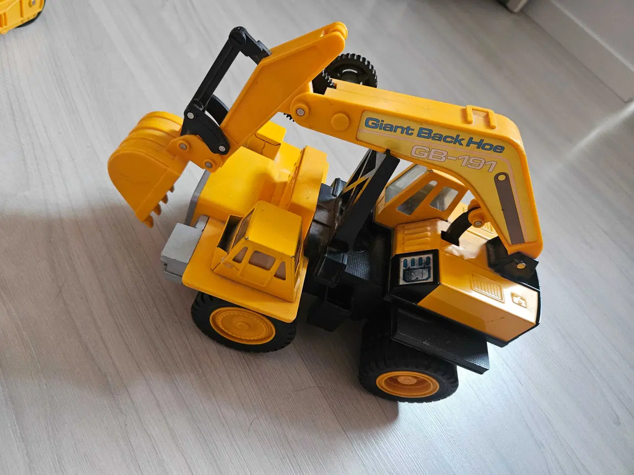 Billede 2 - Ældre legetøjs maskiner 