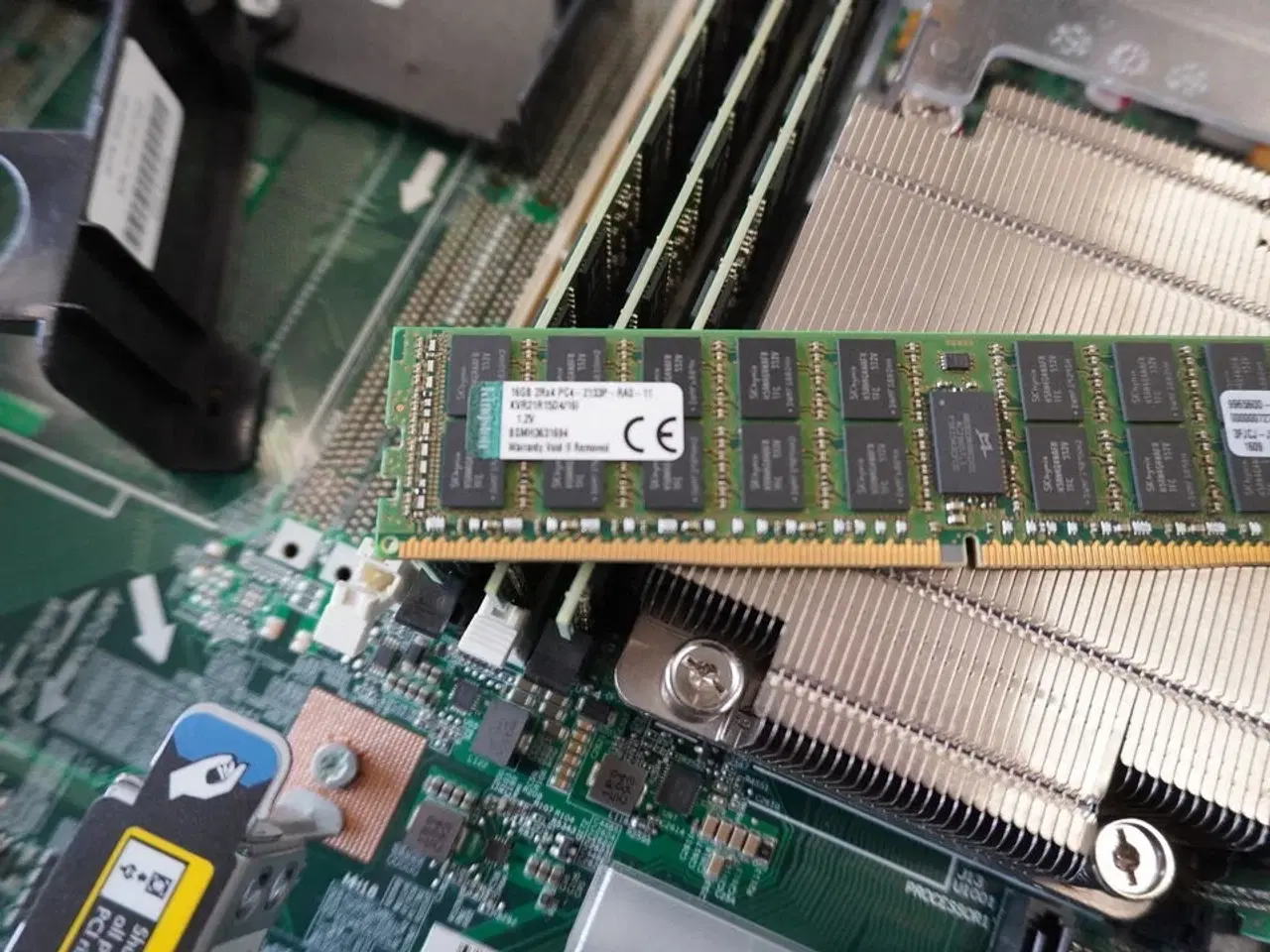 Billede 12 - 4 stk. Servere HP / FUJITSU (Forsendelse ikke muligt)