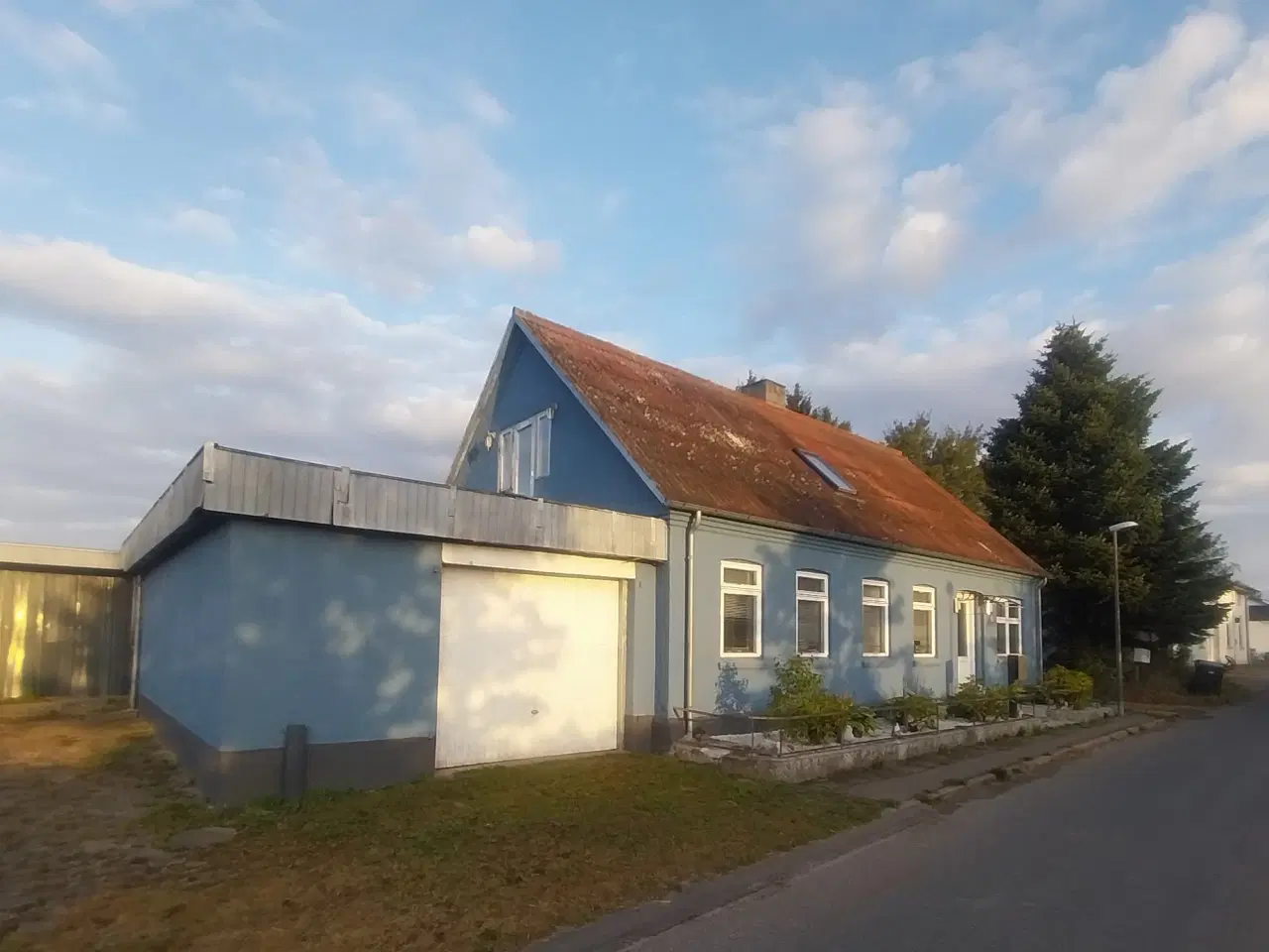 Billede 1 - Hus til salg 