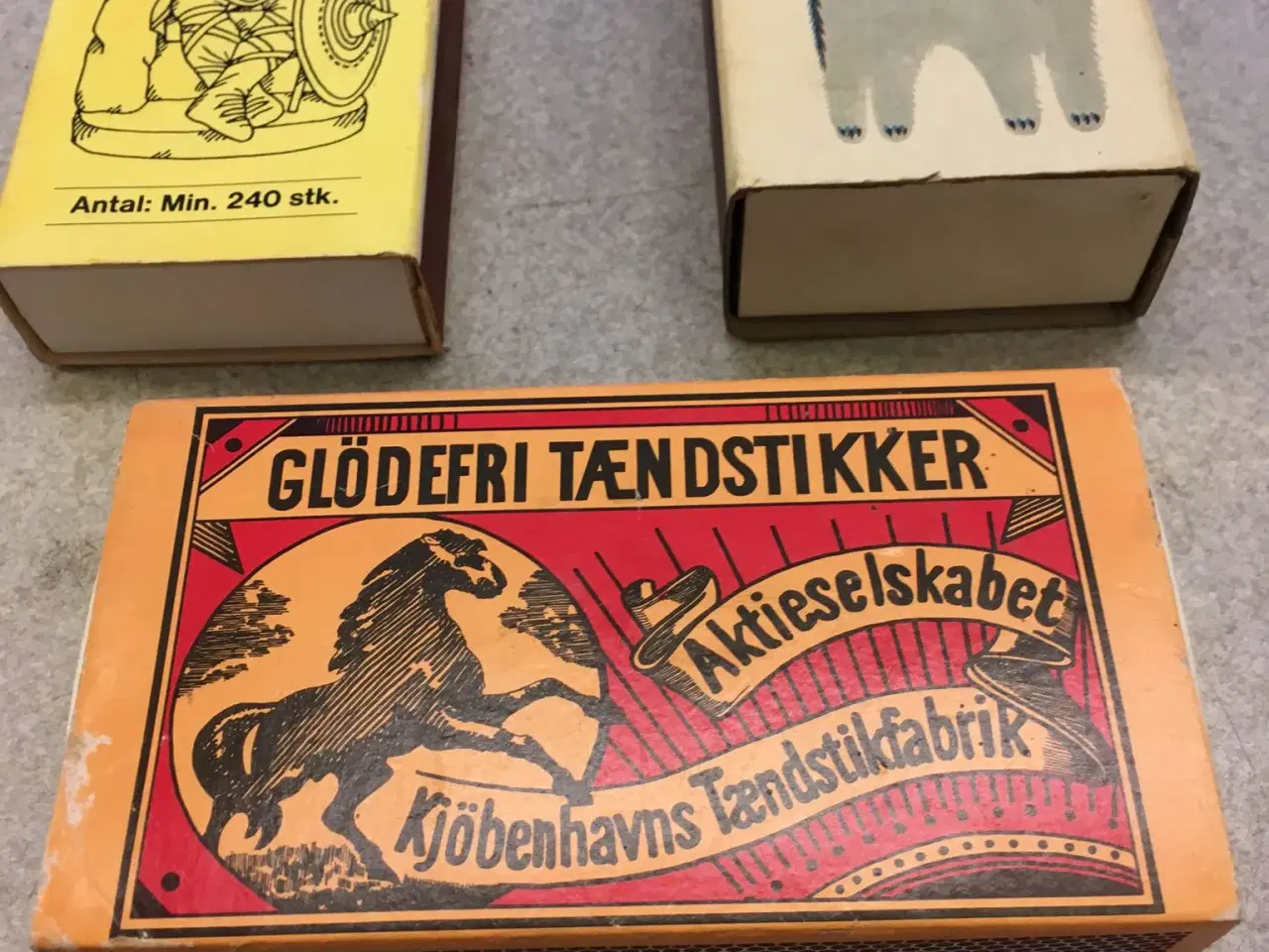 Billede 2 - Tændstik æsker 3 stk