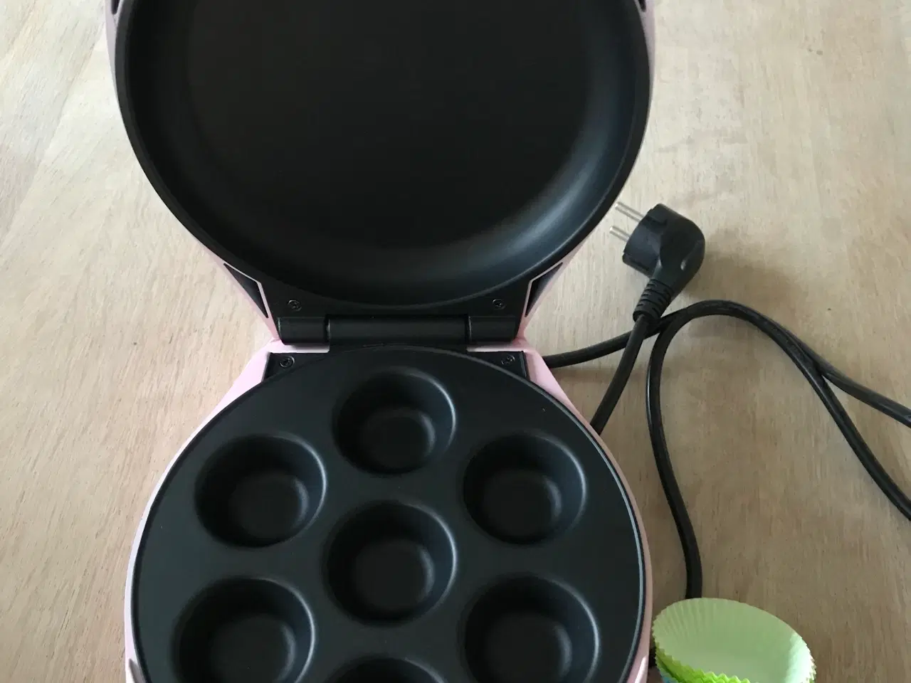 Billede 1 - Elektrisk Cupcake bagemaskine 