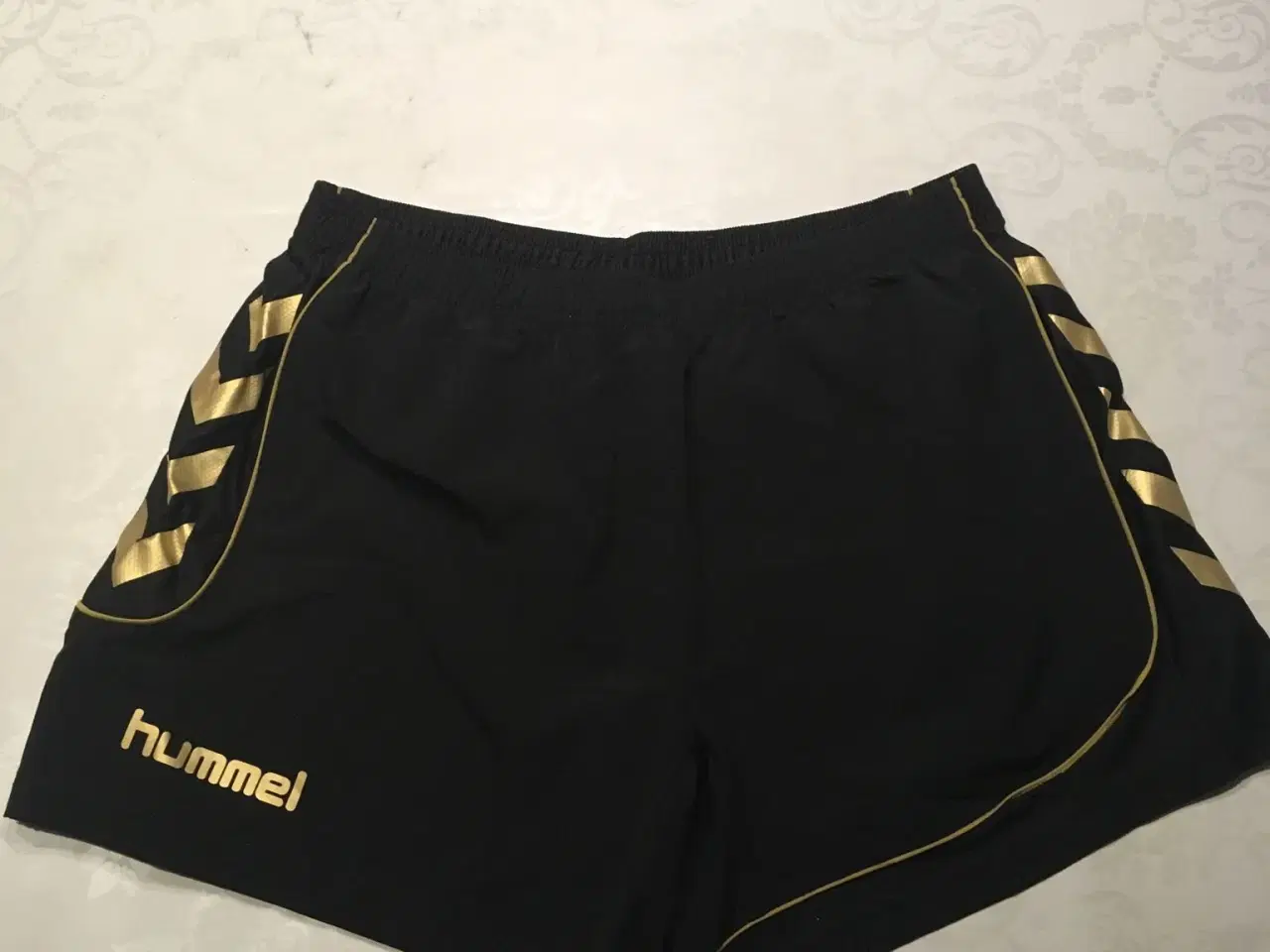 Billede 1 - Hummel shorts str xl