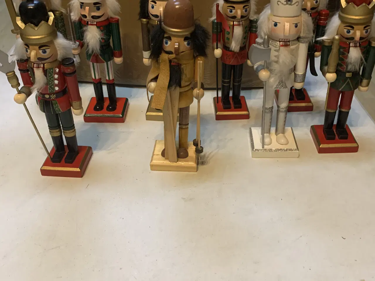 Billede 1 - Forskellige nøddeknækkere nye