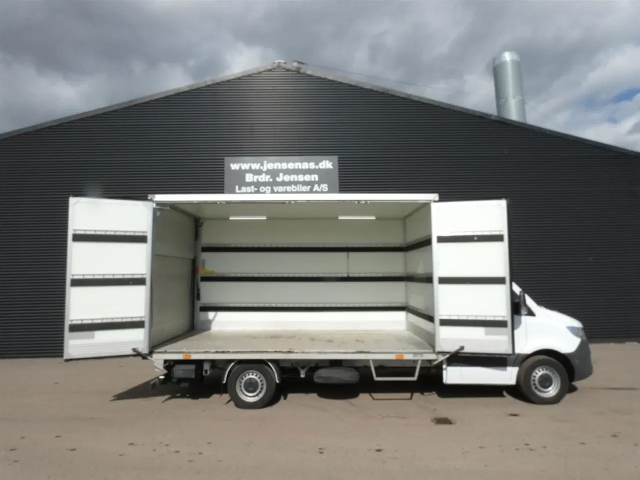 Billede 1 - Mercedes-Benz Sprinter 317 2,0 CDI A3 RWD 9G-Tronic 170HK Ladv./Chas. 9g Aut.